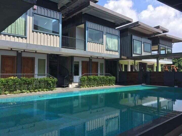 Kluang Container Swimming Pool Hotel Exterior photo